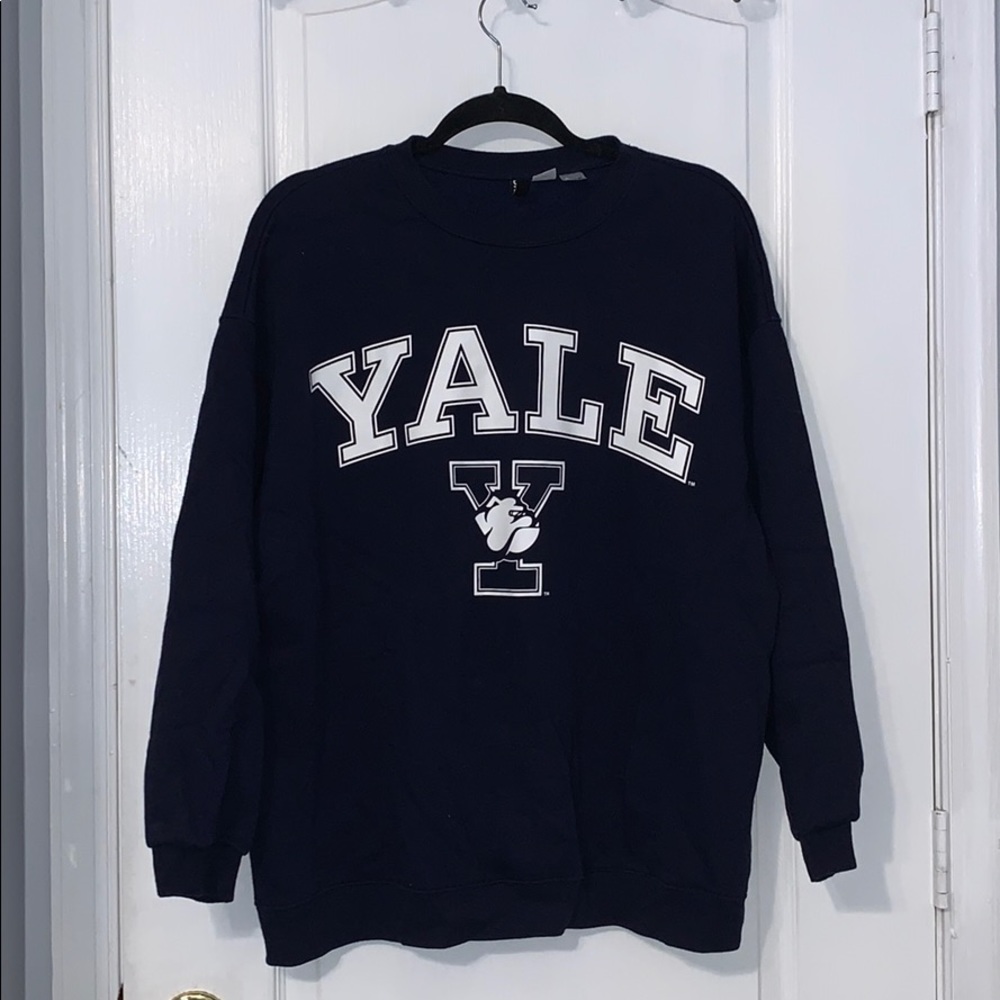 Yale crew neck sweatshirt
